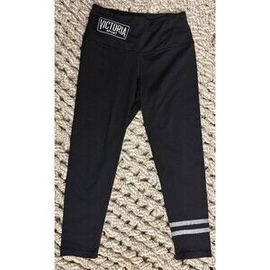 Victoria Secret Sport Knockout Capri Medium Rise - Black  Size XS